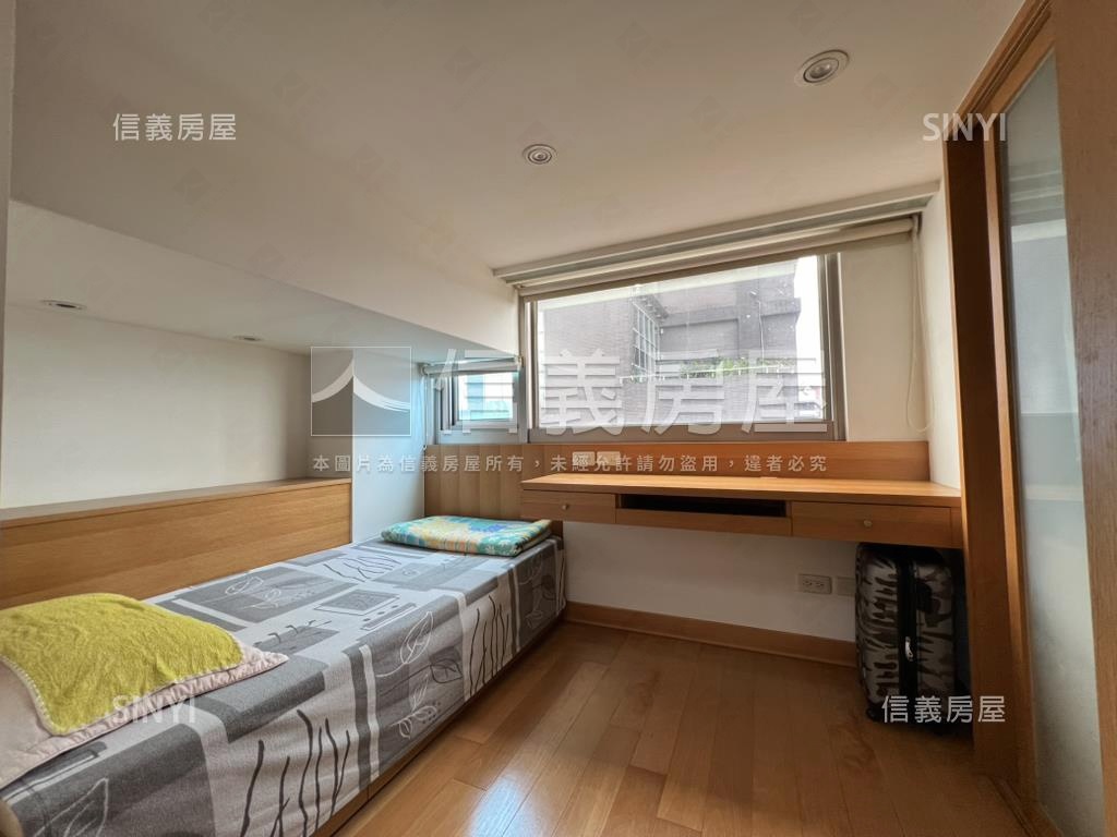 中山國中捷運稀有當代復興房屋室內格局與周邊環境