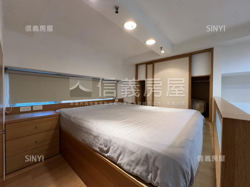 中山國中捷運稀有當代復興房屋室內格局與周邊環境