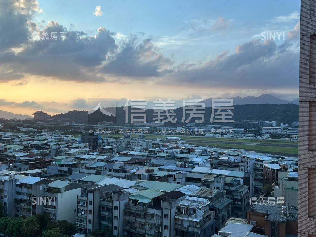 中山國中捷運稀有當代復興房屋室內格局與周邊環境
