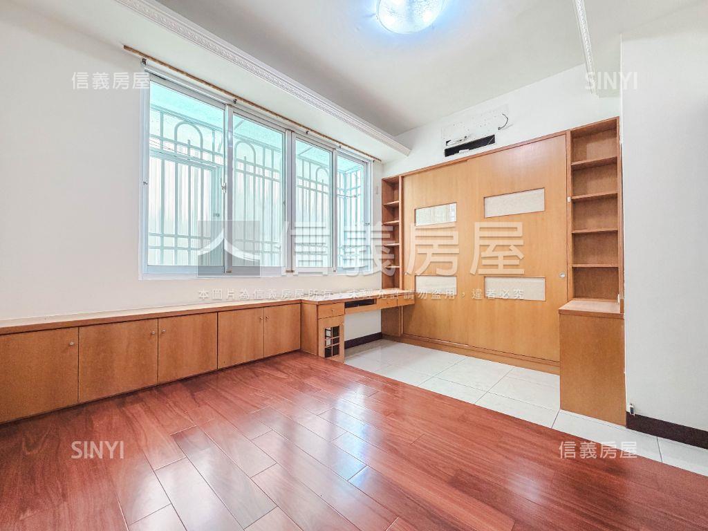 善化｜約１９年臨路透天房屋室內格局與周邊環境