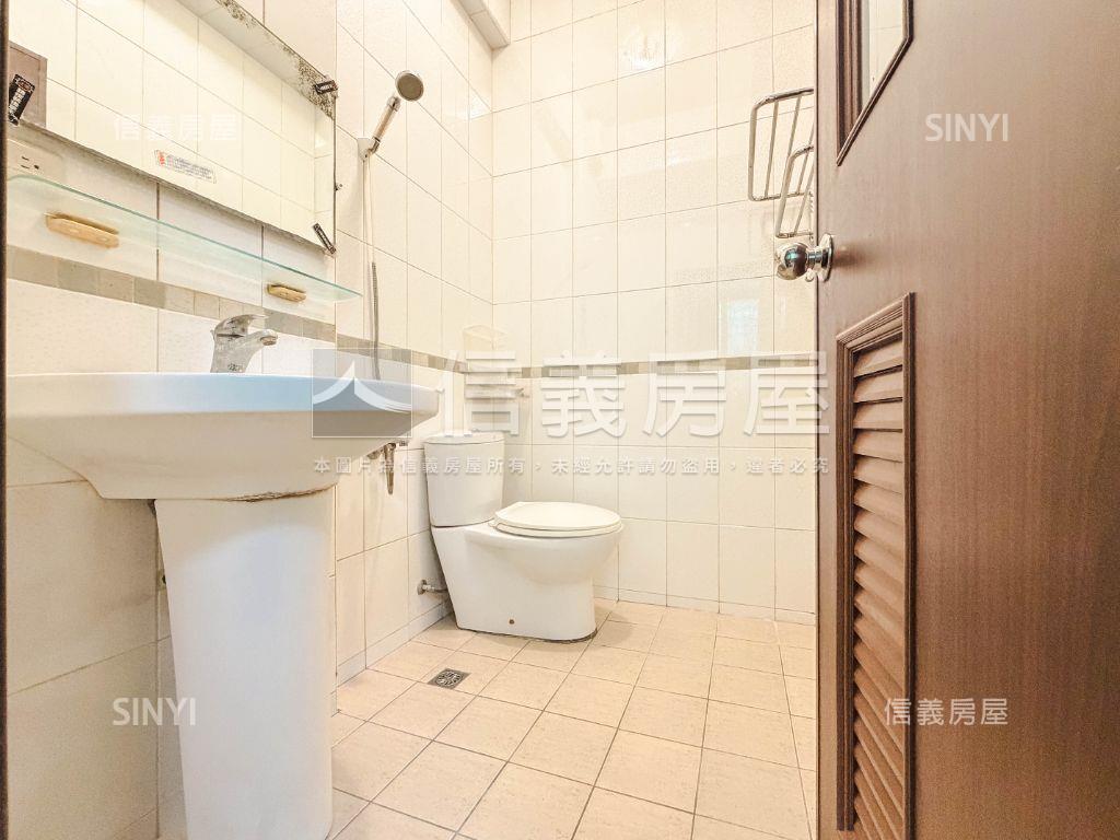 善化｜約１９年臨路透天房屋室內格局與周邊環境