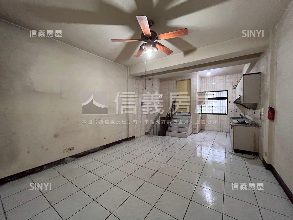 ＮＥＷ！正西屯路透天店面房屋室內格局與周邊環境