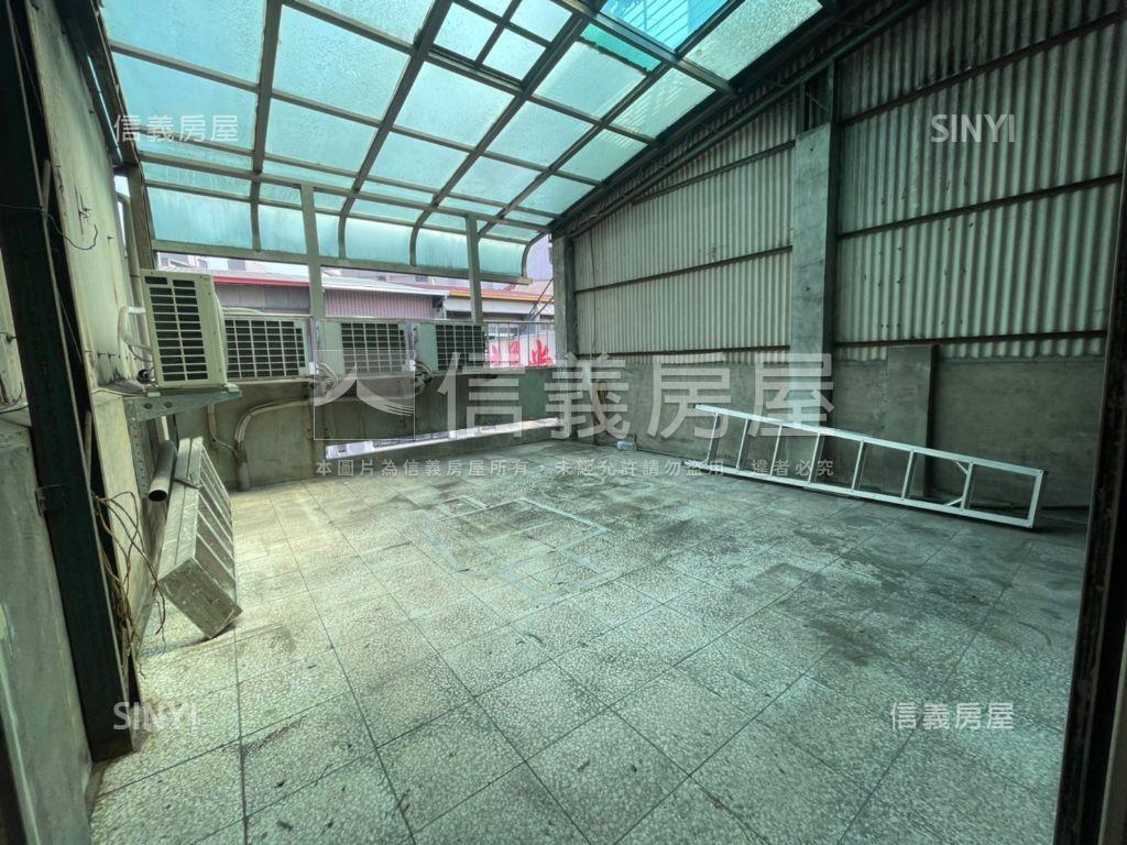 ＮＥＷ！正西屯路透天店面房屋室內格局與周邊環境