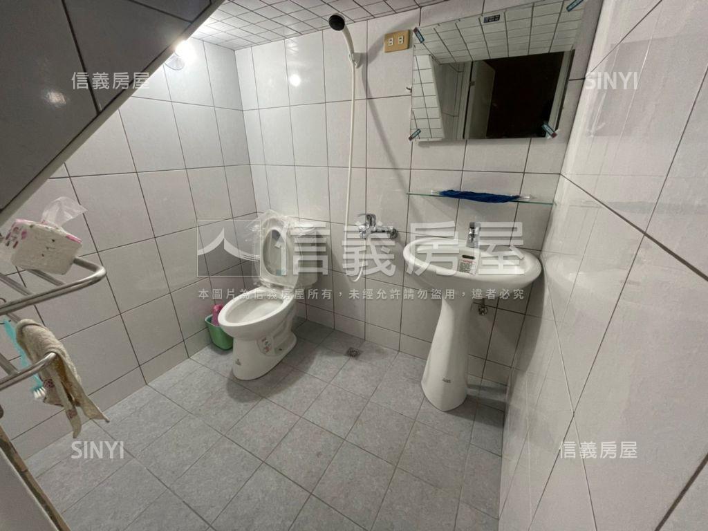 ＮＥＷ！正西屯路透天店面房屋室內格局與周邊環境