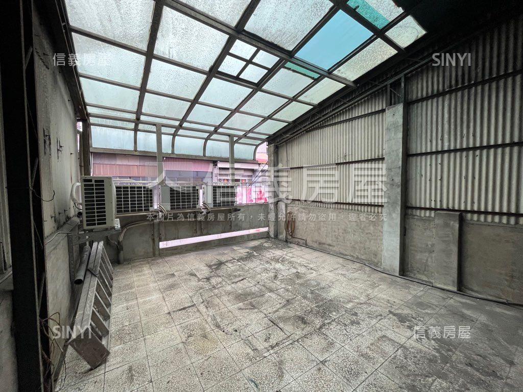 ＮＥＷ！正西屯路透天店面房屋室內格局與周邊環境