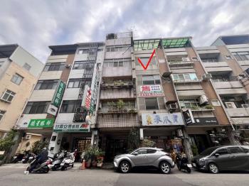 ＮＥＷ！正西屯路透天店面