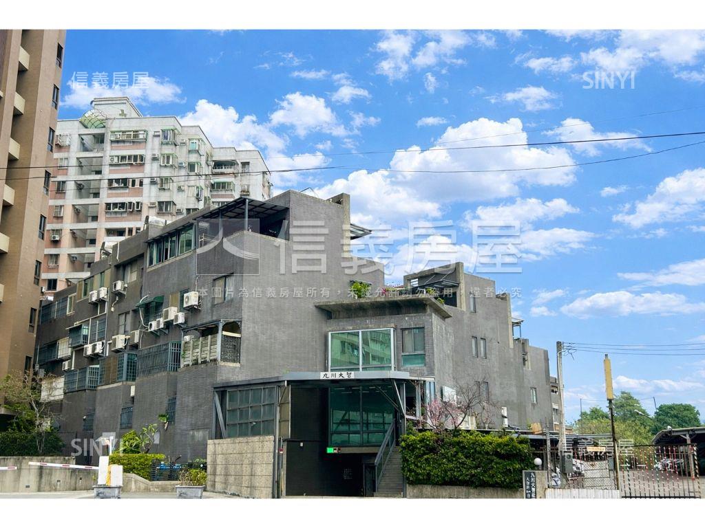 近興大震後美墅房屋室內格局與周邊環境