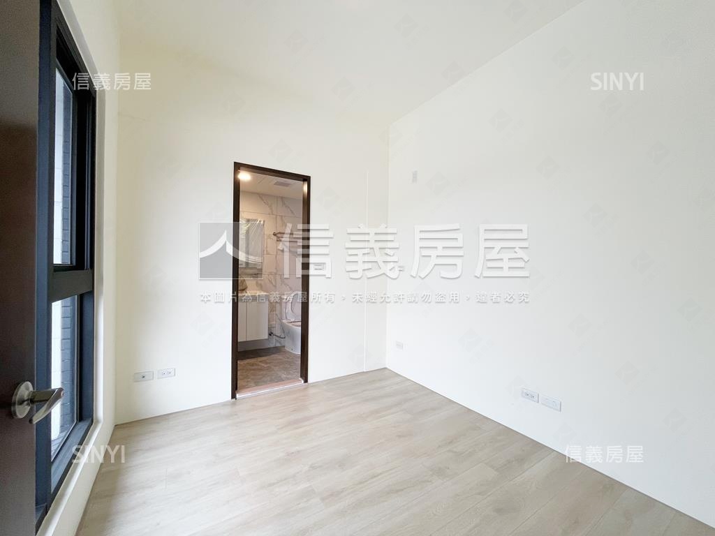 青沐頂樓露臺戶雙車位房屋室內格局與周邊環境