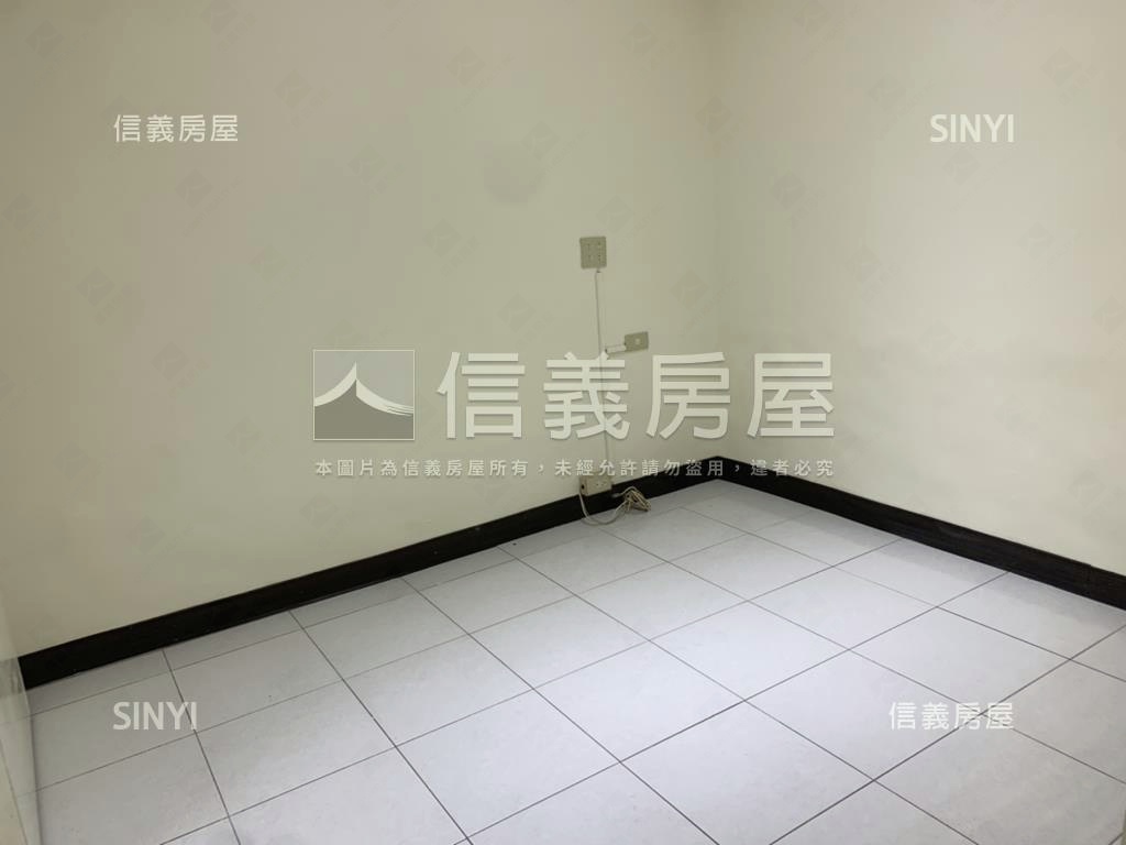 潛力黃金一樓房屋室內格局與周邊環境