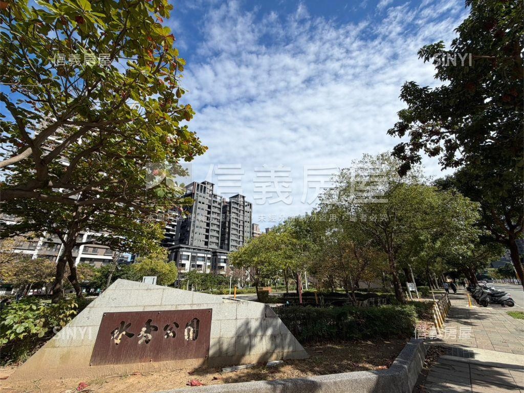 唯樂之丘次頂樓兩房車位房屋室內格局與周邊環境