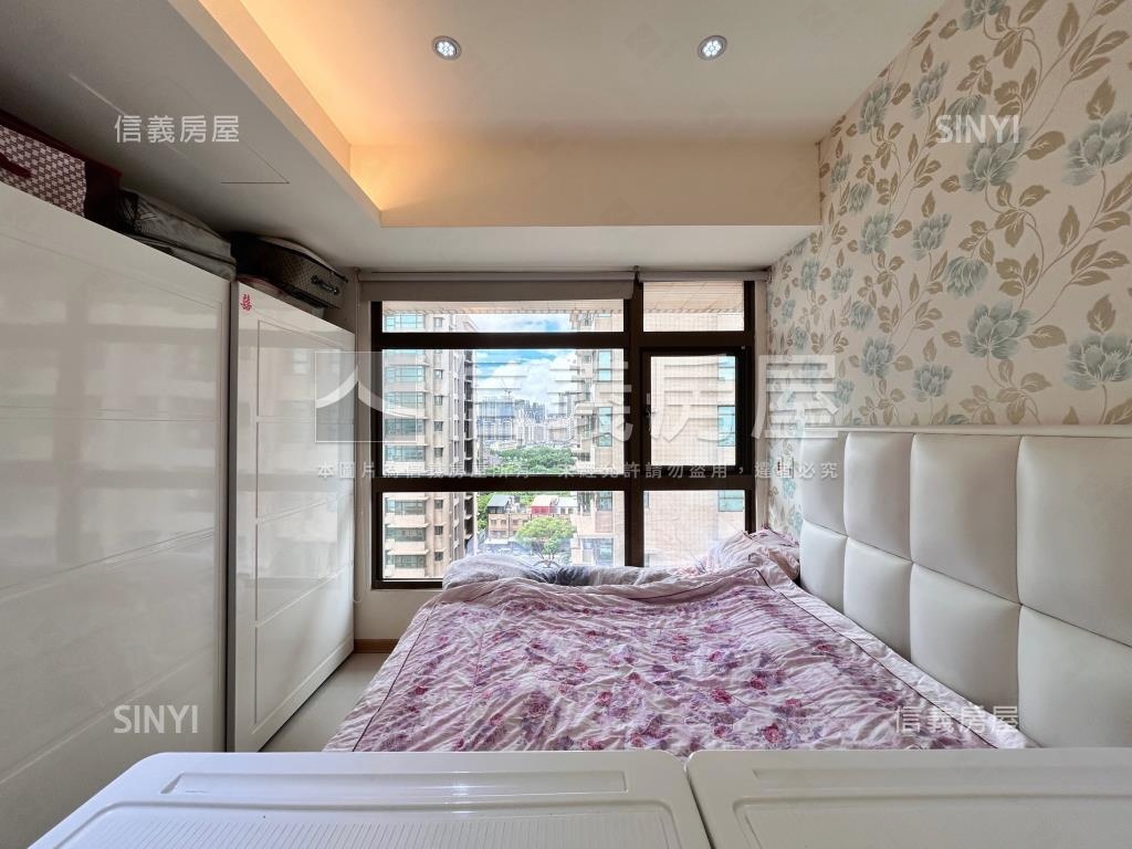 杜拜景觀高樓兩房房屋室內格局與周邊環境