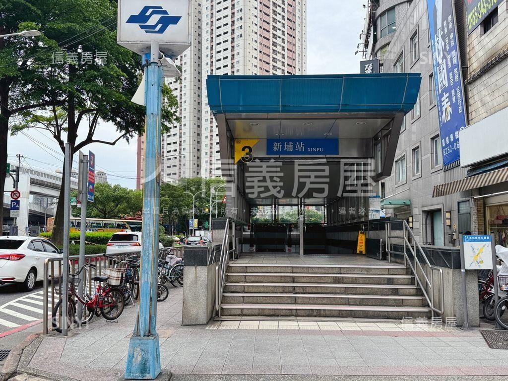 新埔ＳＲＣ新巨蛋兩房車位房屋室內格局與周邊環境