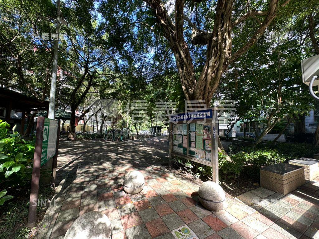 信義象山空氣清新二樓美寓房屋室內格局與周邊環境