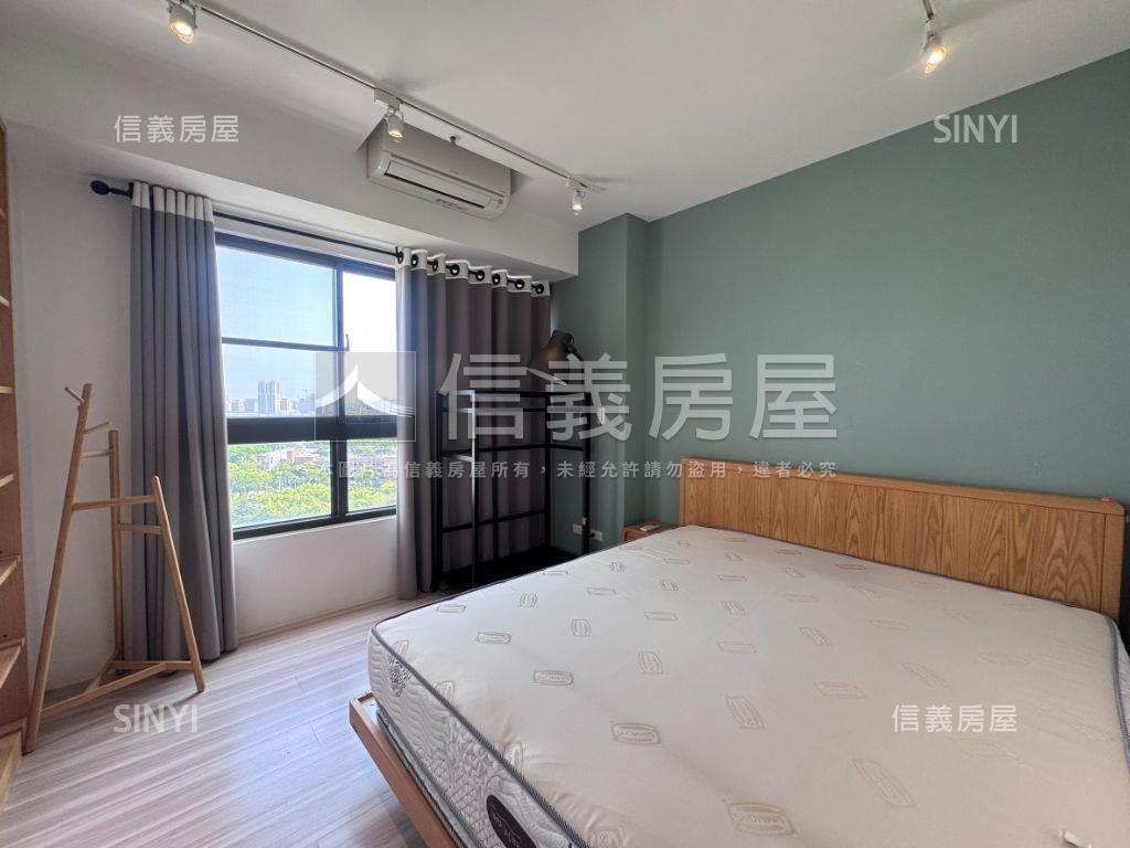 楠梓河景第一排三房平車房屋室內格局與周邊環境