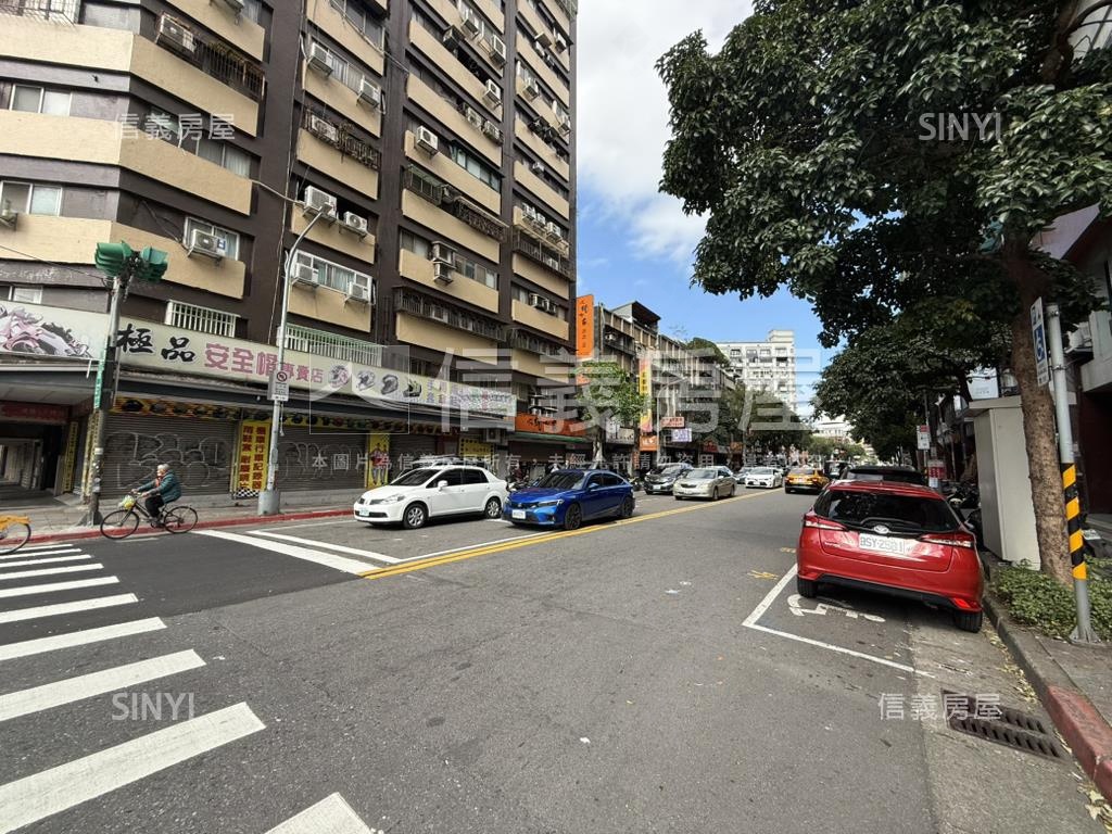 信義永吉面寬店面房屋室內格局與周邊環境