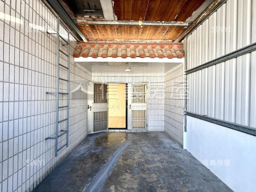 稀有近園區寧靜車庫透天房屋室內格局與周邊環境