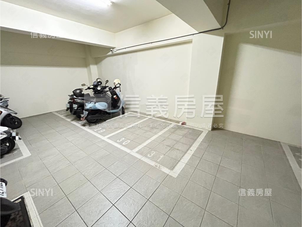 市區城品翫精品小豪宅房屋室內格局與周邊環境