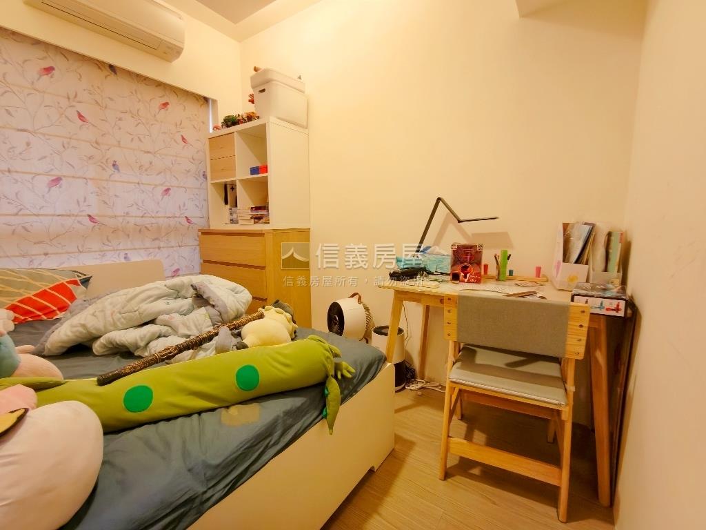 低總價質感三房車位房屋室內格局與周邊環境