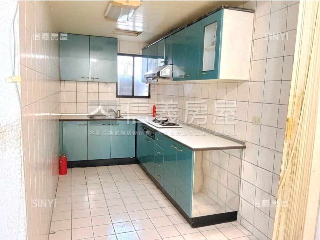 星雲街方正３樓美寓房屋室內格局與周邊環境