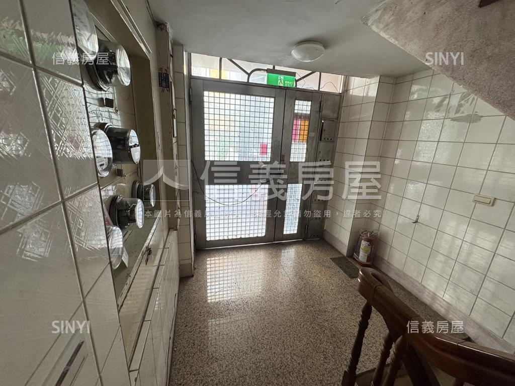 新埔捷運屋況佳華廈房屋室內格局與周邊環境