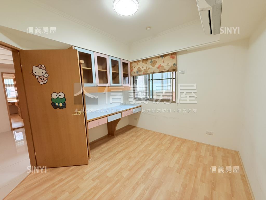 公園世紀邊間四房房屋室內格局與周邊環境