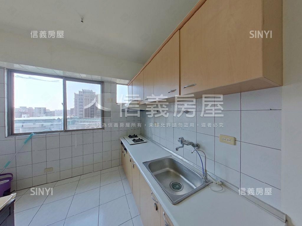近十四期２＋１房附平車位房屋室內格局與周邊環境
