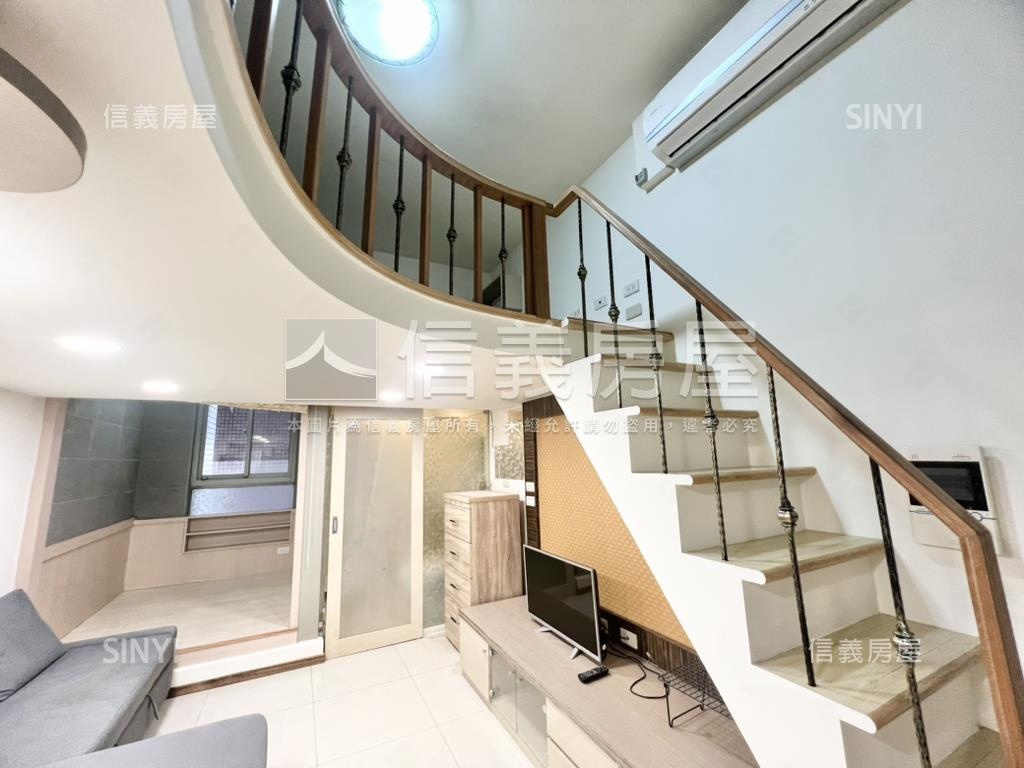 專任未來音圖挑高捷運宅房屋室內格局與周邊環境