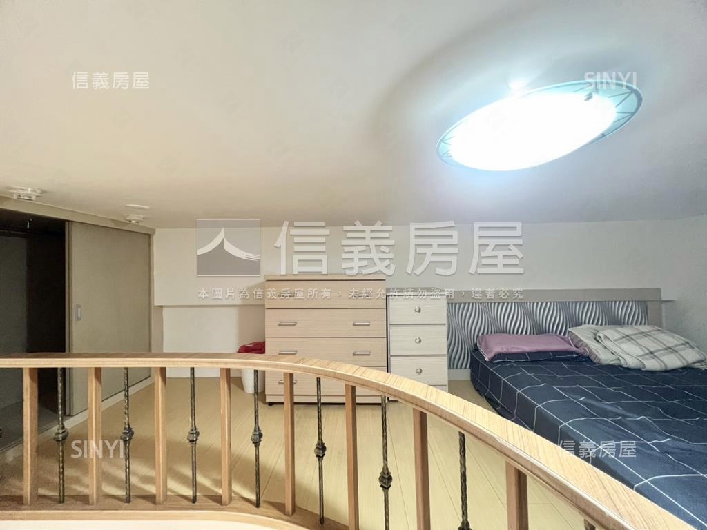專任未來音圖挑高捷運宅房屋室內格局與周邊環境