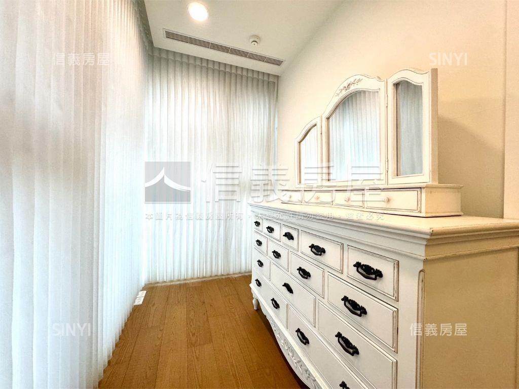 稀有三輝白宮典雅豪邸房屋室內格局與周邊環境