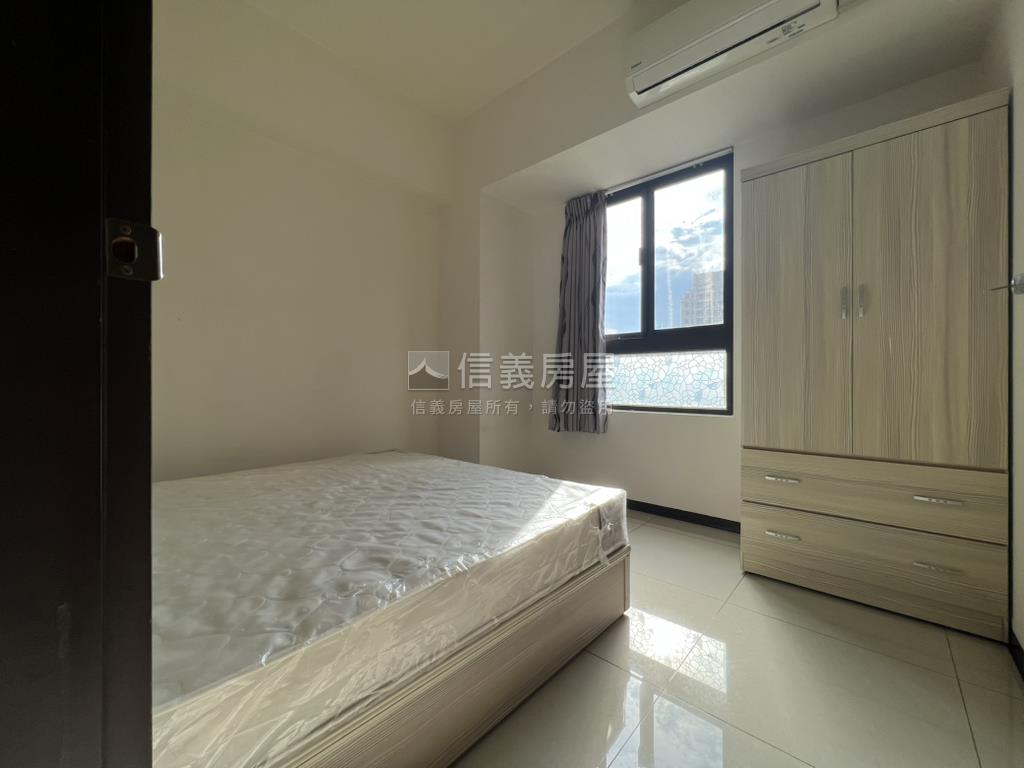 彩虹城一期大兩房平車美屋房屋室內格局與周邊環境