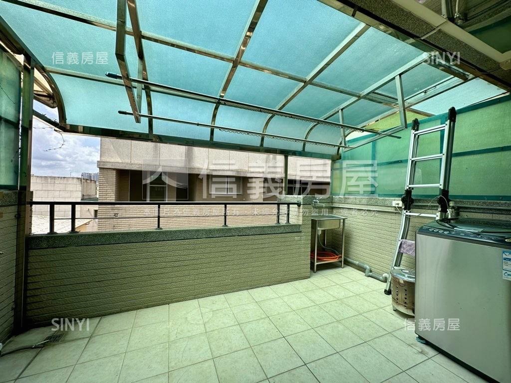 正１１期。公園別墅房屋室內格局與周邊環境