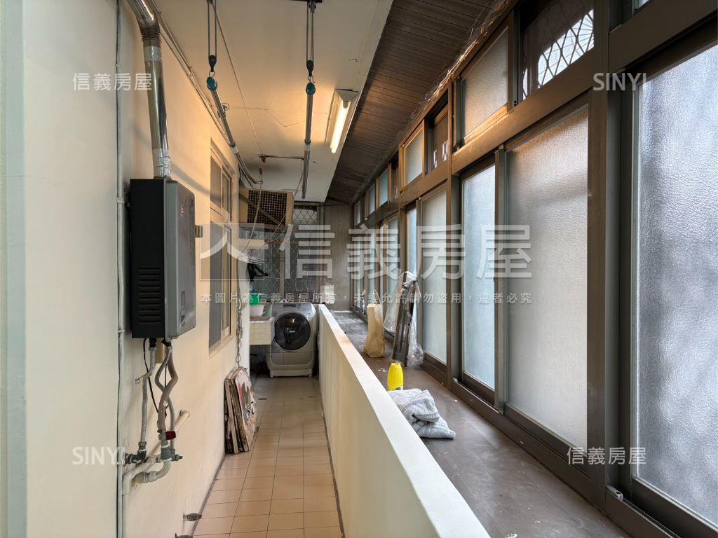 仁愛華園雙併美屋頂加房屋室內格局與周邊環境