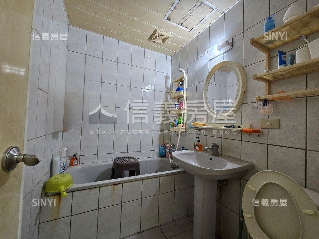 文山特區大四房平車房屋室內格局與周邊環境