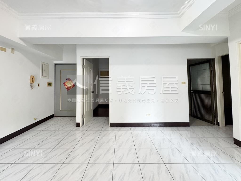 平實芳鄰．寬敞三房平車房屋室內格局與周邊環境