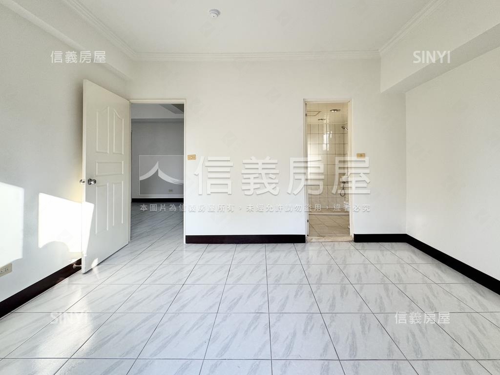 平實芳鄰．寬敞三房平車房屋室內格局與周邊環境