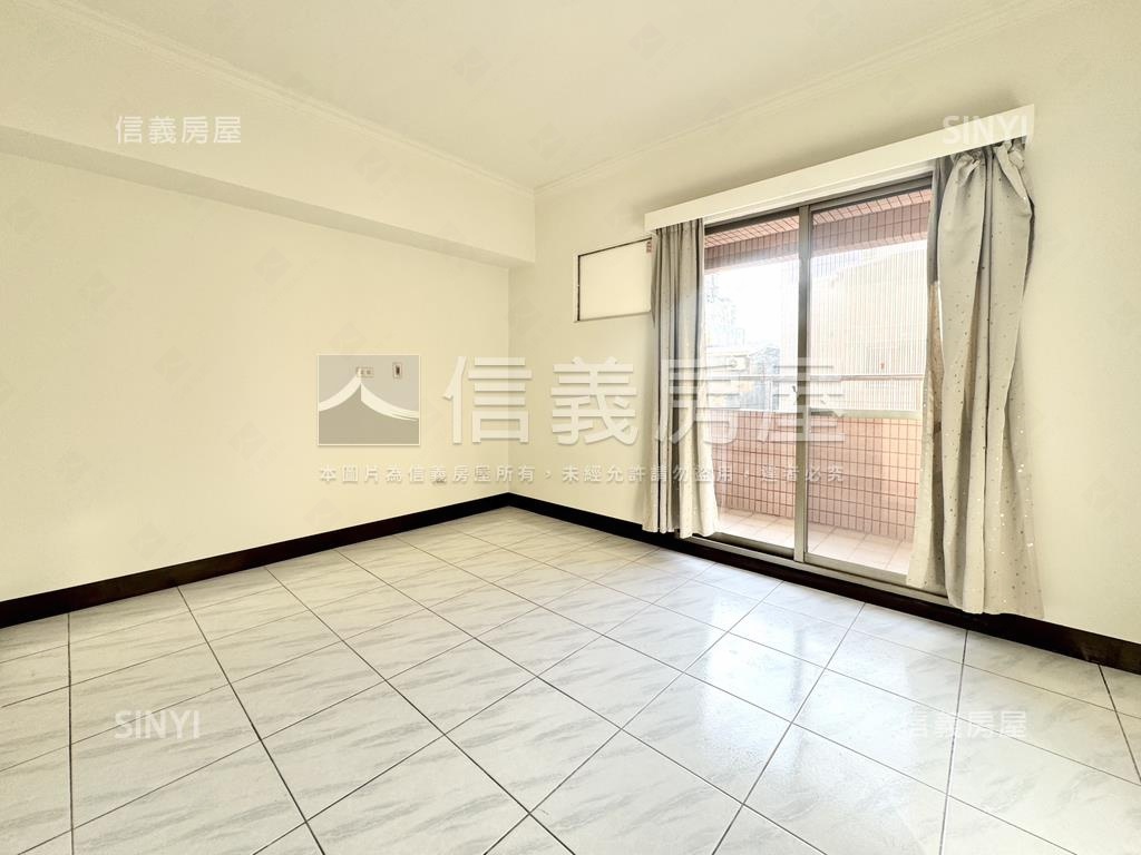 平實芳鄰．寬敞三房平車房屋室內格局與周邊環境