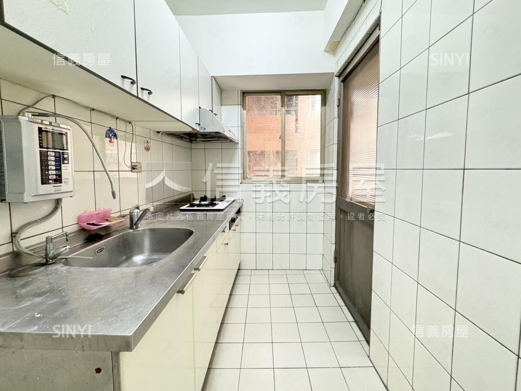 平實芳鄰．寬敞三房平車房屋室內格局與周邊環境