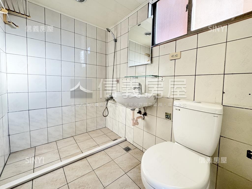 平實芳鄰．寬敞三房平車房屋室內格局與周邊環境