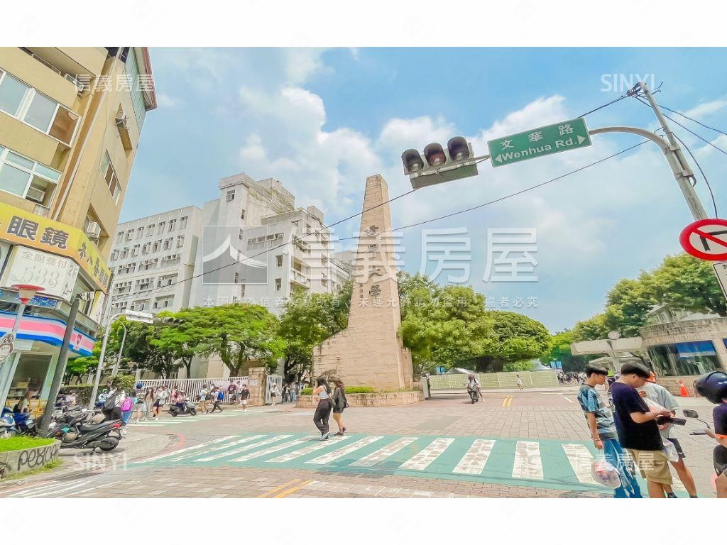 逢甲大學門口前一級店面房屋室內格局與周邊環境