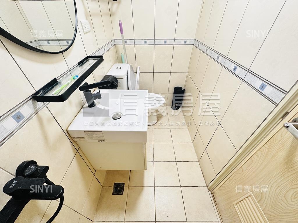 近文化中心高投報４套房房屋室內格局與周邊環境