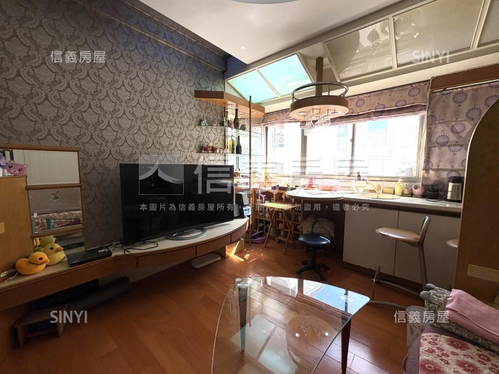 中正文化ＤＣ溫馨暖居房屋室內格局與周邊環境