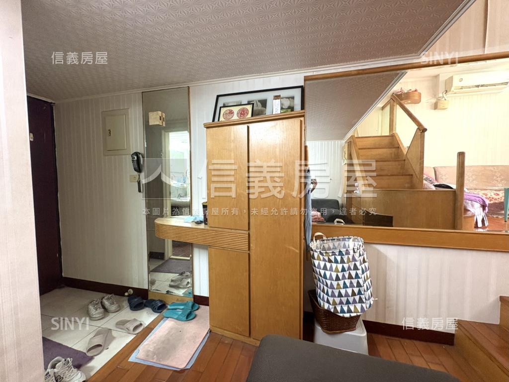 中正文化ＤＣ溫馨暖居房屋室內格局與周邊環境