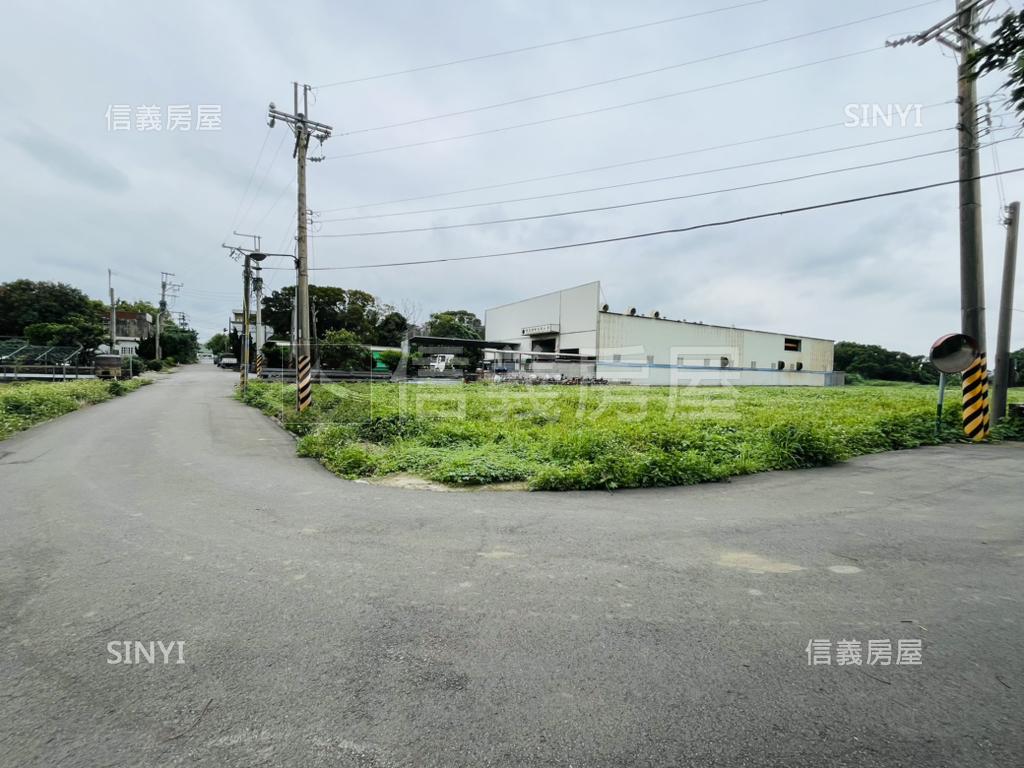 基地大面寬有工業電．農舍房屋室內格局與周邊環境