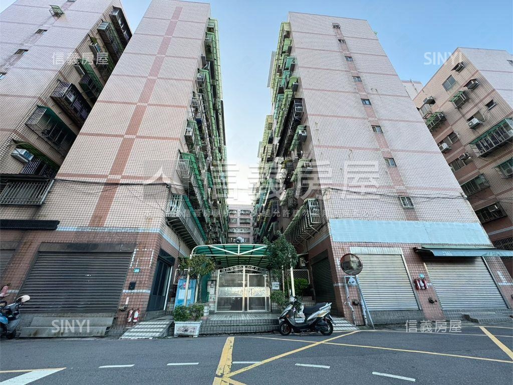 小資成家非常容易電梯兩房房屋室內格局與周邊環境