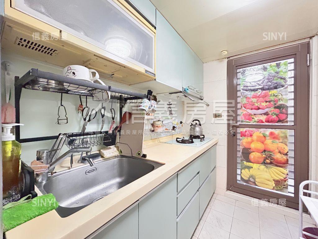 專任！副都心大空間精美屋房屋室內格局與周邊環境