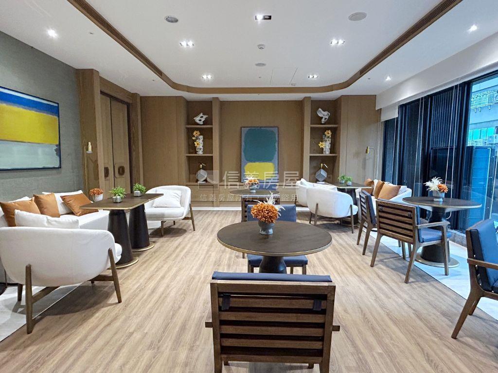 ⭐前金亞灣河景高樓兩房房屋室內格局與周邊環境