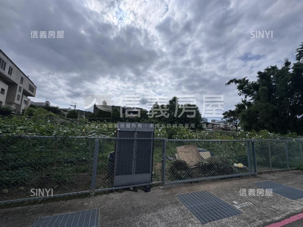 苗栗市法院旁開心小農地房屋室內格局與周邊環境