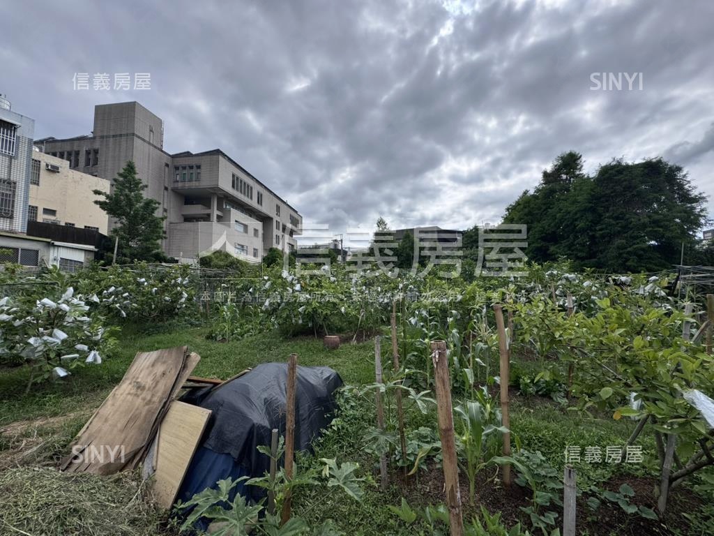 苗栗市法院旁開心小農地房屋室內格局與周邊環境