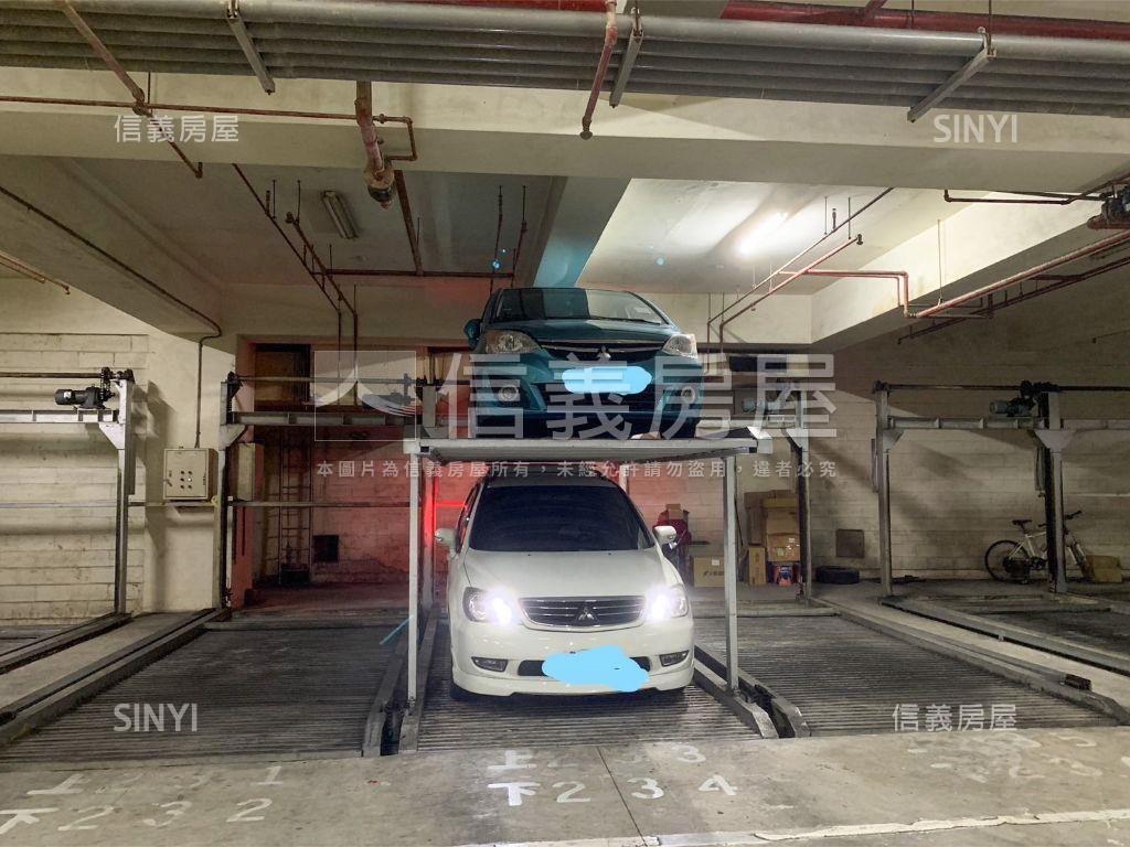 ★青年守則上層機械車位★房屋室內格局與周邊環境