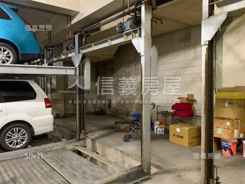 ★青年守則上層機械車位★房屋室內格局與周邊環境